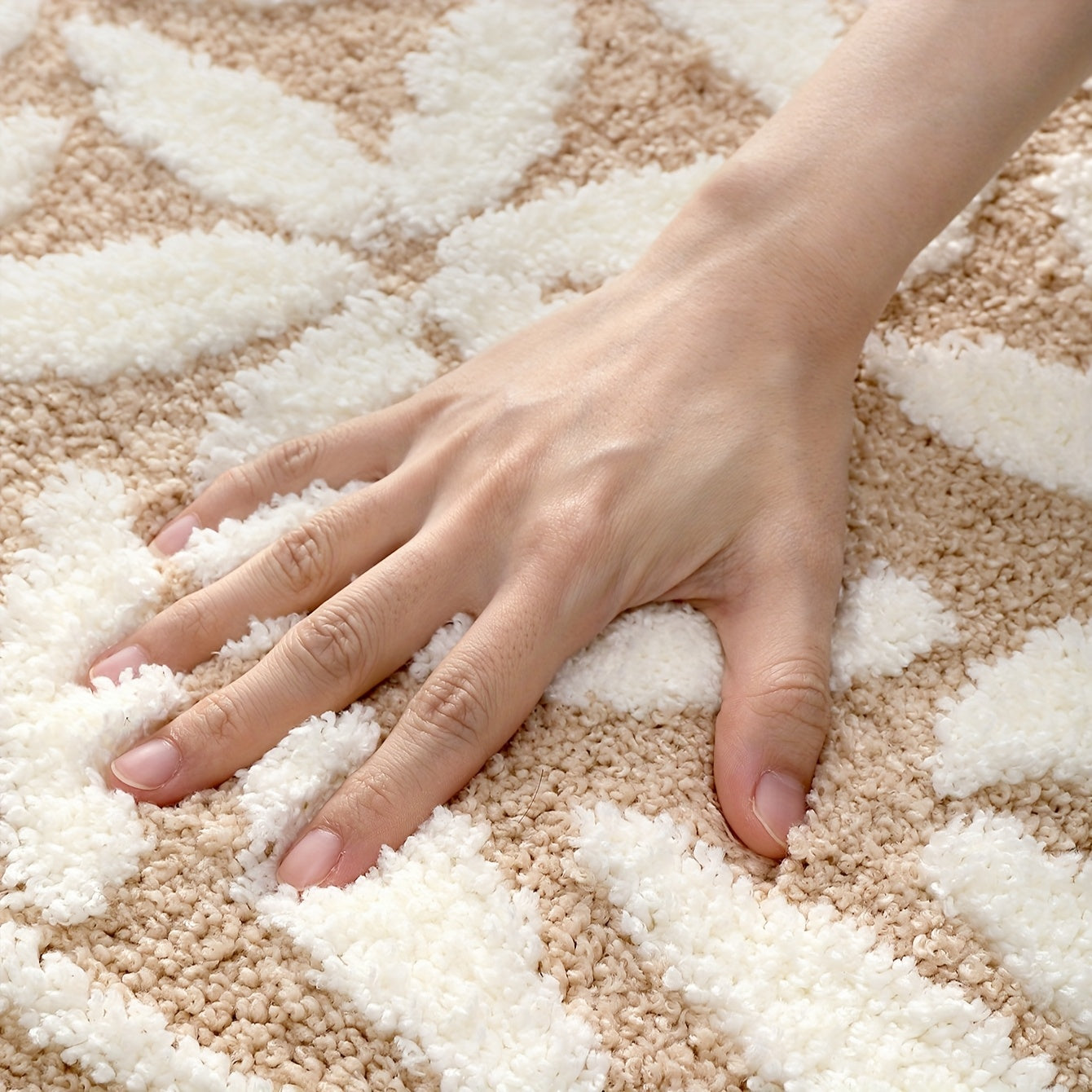 DAJIANG Brand 2cm Thick Soft Non-Slip Plush Velvet Bath Mat - 1050g/㎡, Vintage European Pattern, Rectangular, Machine Washable, Polyester Fiber, TPR Backing