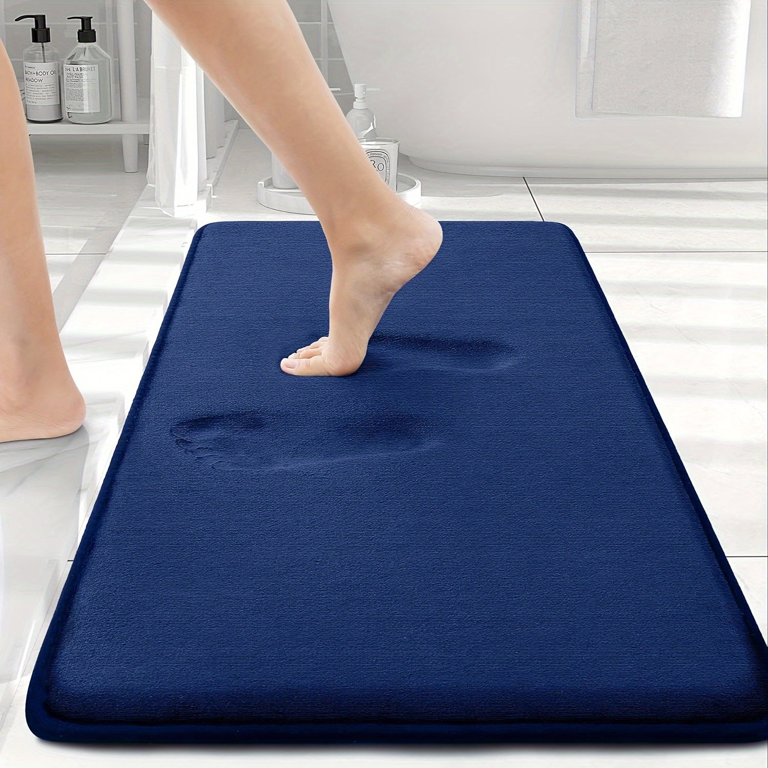Non-Slip Bath Mat - Quick-Dry Bathroom Floor Mat with Non-Slip Backing, Machine Washable, Soft Cushioned Surface for Shower, Bathtub, Kitchen - Black Bathroom Decor - Durable Polyester Mat for Wet Areas, Bathroom Mat, Shower Safety, Simple Design, Plush