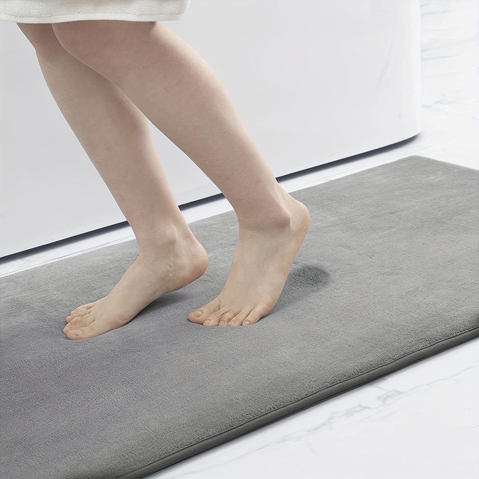 1pc Classic Minimalist Solid Color Soft Rebound Memory Foam Absorbent Non-Slip Bath Mat, Machine Washable Toilet Rug, Rugs for Bathroom, Bath Mats for Bathroom Floor Washable, Non Slip Bathtub Mat, Bathroom Mat Long, Large Bath Mat, Bathroom Rug, Shower